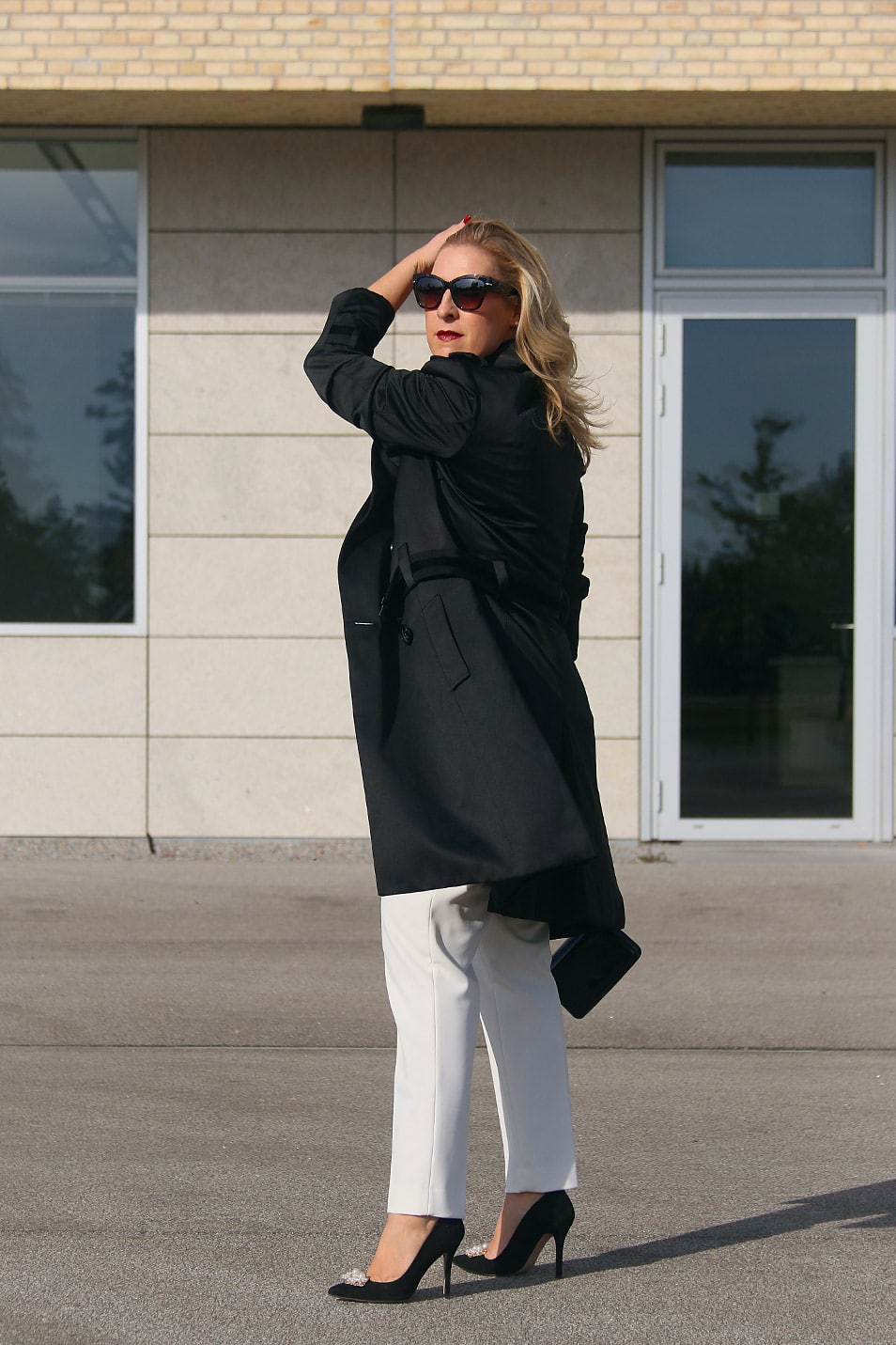 Trenchcoat Outfit Relana Dombetzki ALDO Magazin