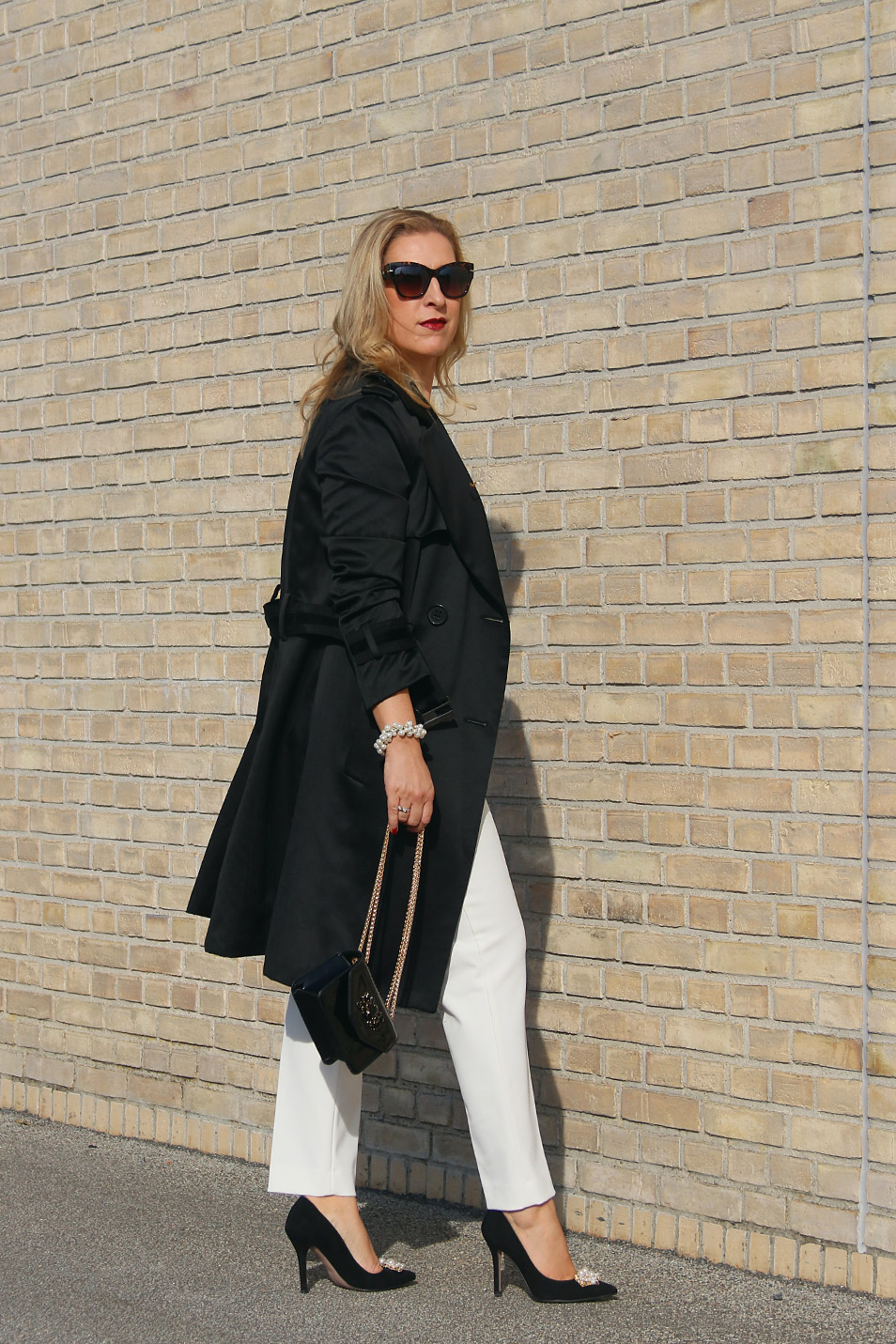 Trenchcoat Styling Outfit Relana Dombetzki ALDO Magazin