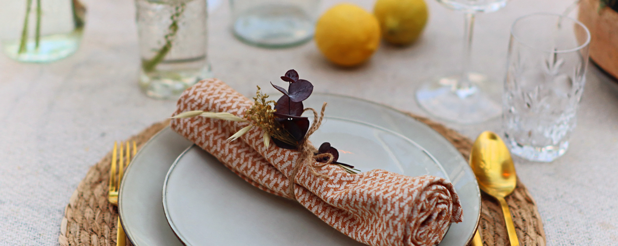 festlich gedeckter Tisch nordischer Stil ALDO Magazin